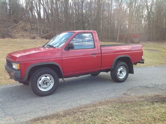 1989 d21 pickup stalls when clutch engagex
