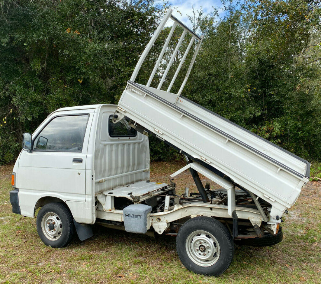 1993 Daihatsu HiJet Scissor Lift Kei Truck JDM Registered and Titled in