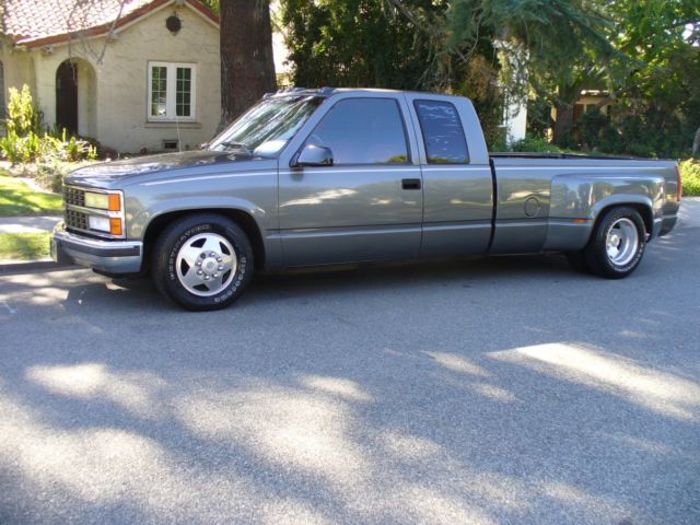 1987 chevy dually 454